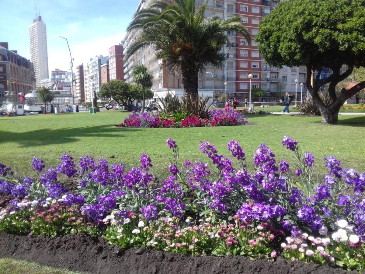 Апартаменти Departamento En Plaza Colon, 200 Mts De La Playa Мар-дель-Плата Екстер'єр фото